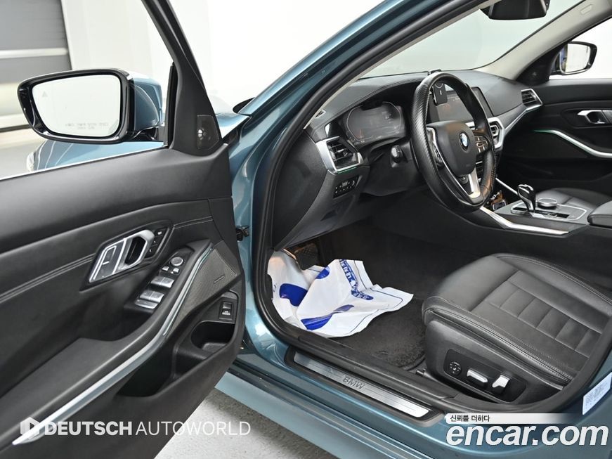BMW 3-Series 2021