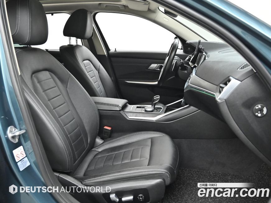 BMW 3-Series 2021