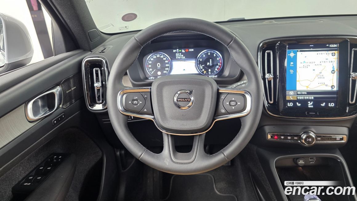 Volvo XC40 2022
