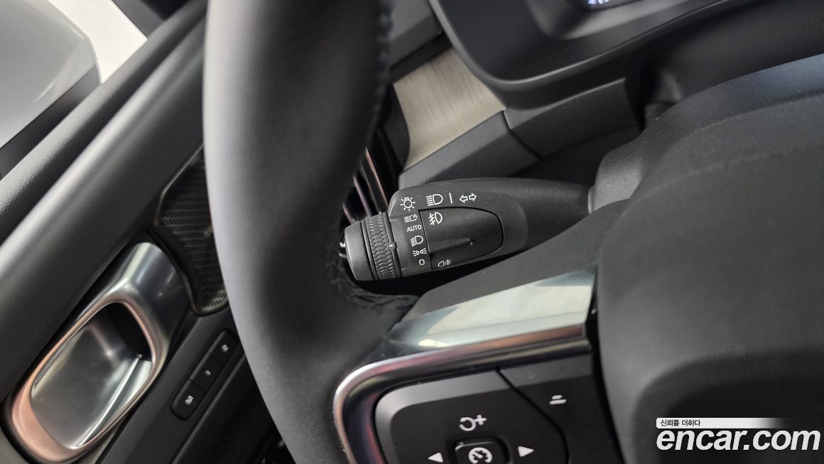 Volvo XC40 2022