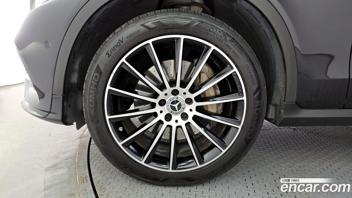 Mercedes-Benz GLC-Class 2018