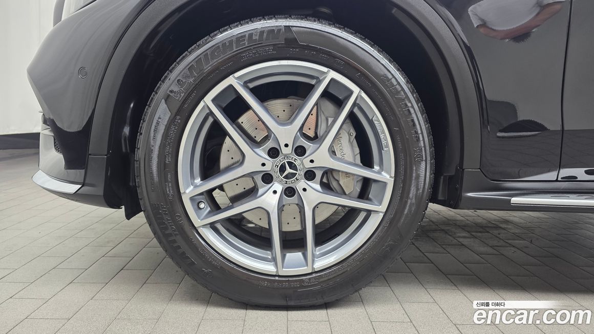Mercedes-Benz GLC-Class 2018