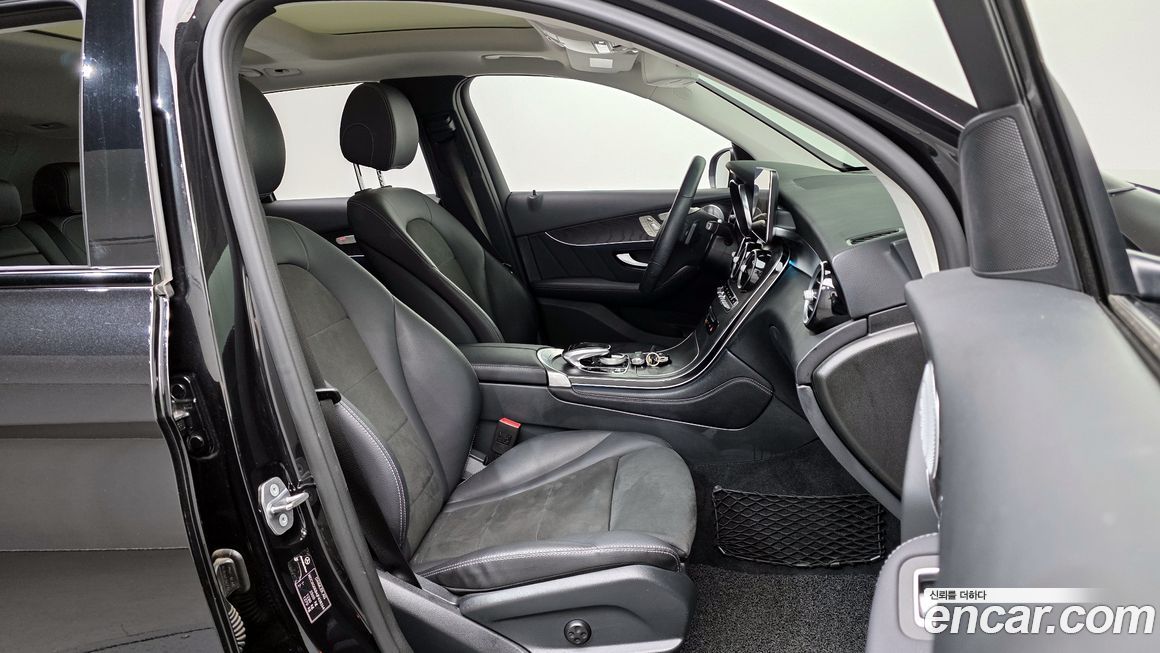 Mercedes-Benz GLC-Class 2018