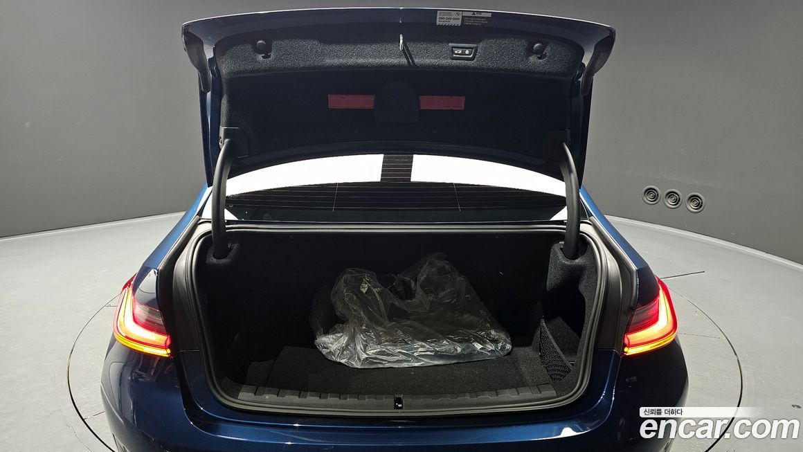 BMW 3-Series 2022