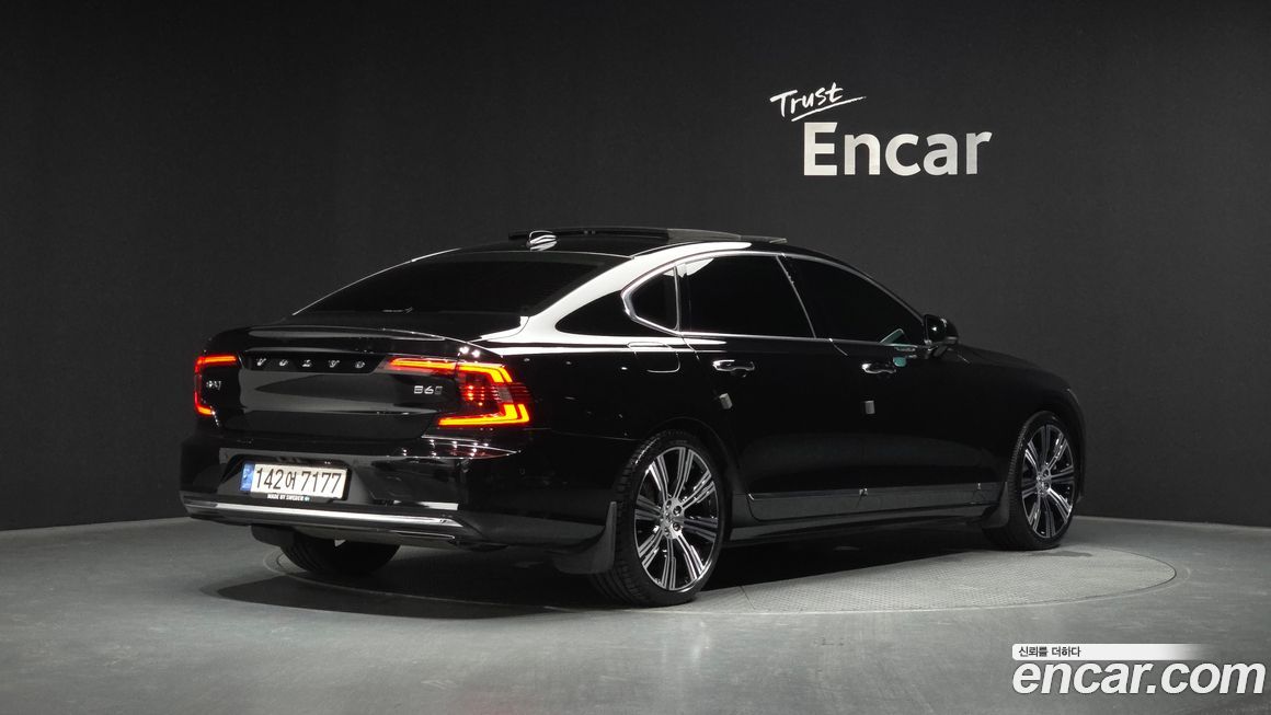 Volvo S90 2022