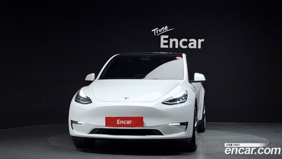 Tesla Model Y 2021
