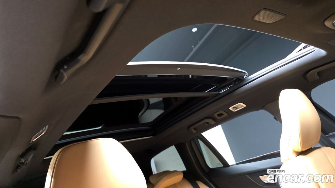 Volvo V60 2022