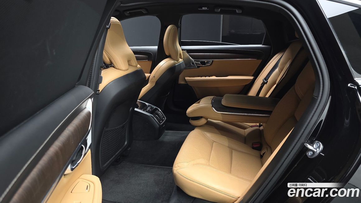 Volvo S90 2022