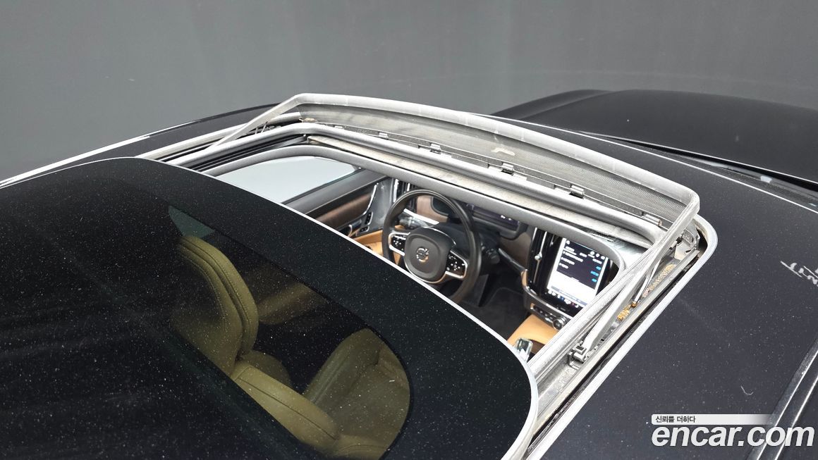 Volvo S90 2022