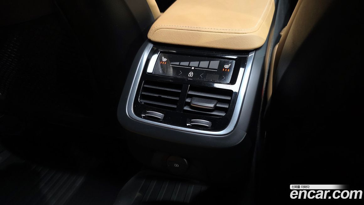 Volvo V60 2022