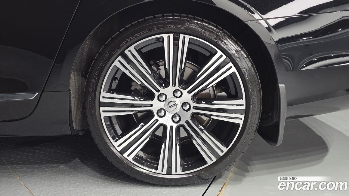 Volvo S90 2022