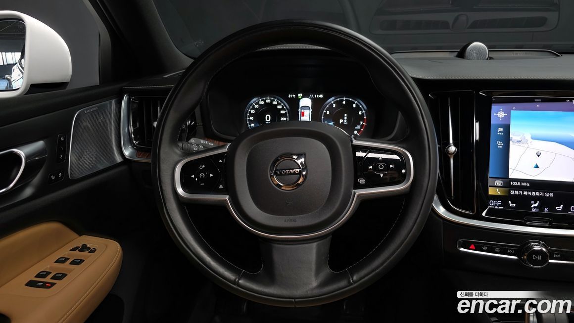 Volvo V60 2022