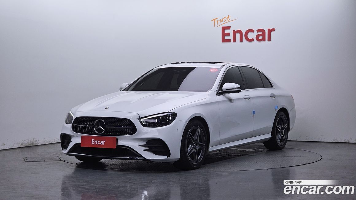 Mercedes-Benz E-Class 2023