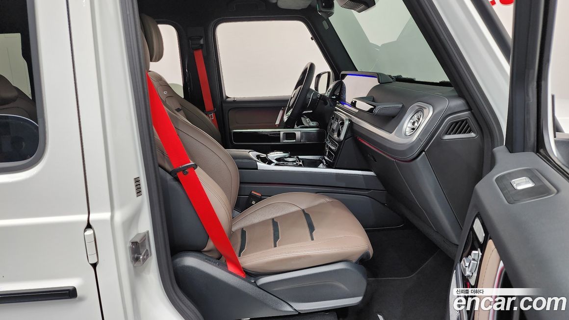 Mercedes-Benz G-Class 2024