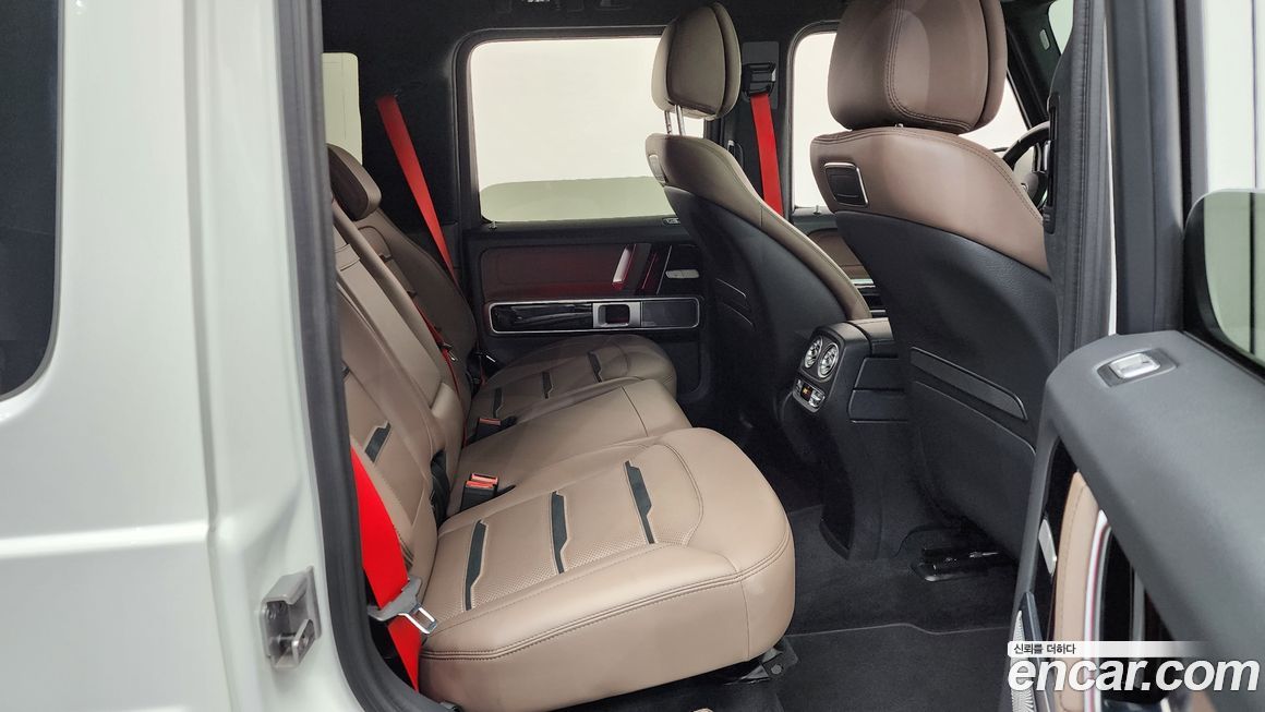 Mercedes-Benz G-Class 2024
