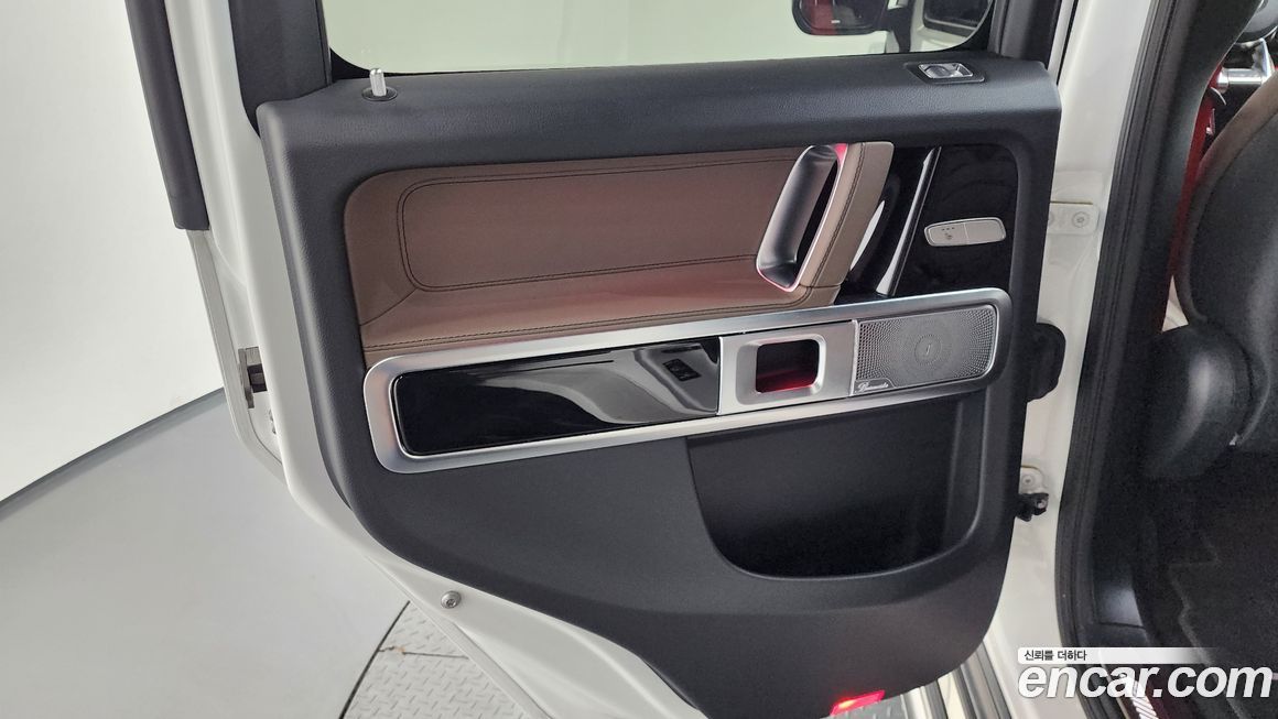 Mercedes-Benz G-Class 2024