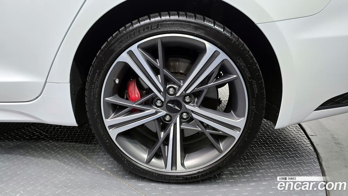Genesis G70 2025
