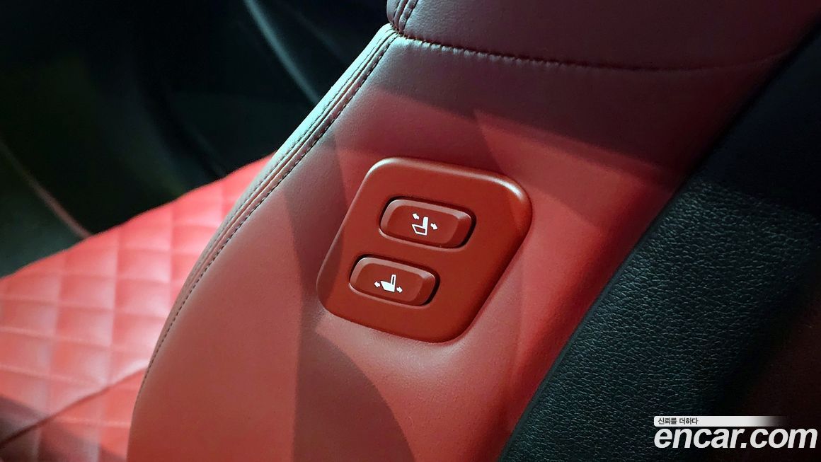 Genesis G70 2025