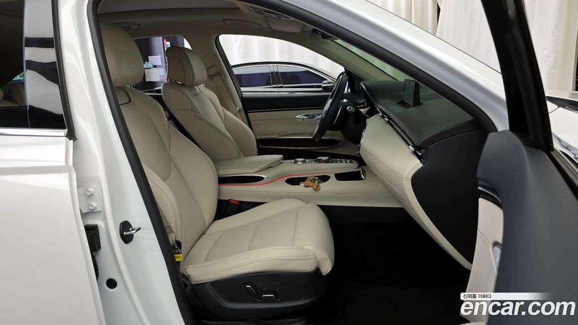 Genesis GV70 2024
