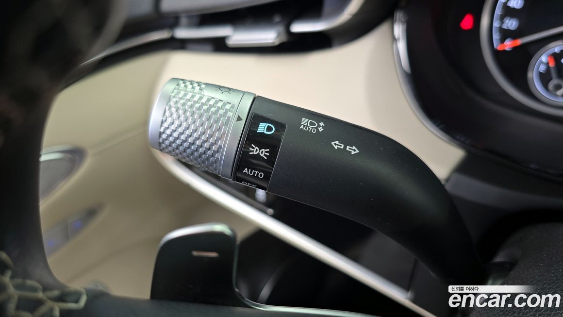 Genesis GV70 2024