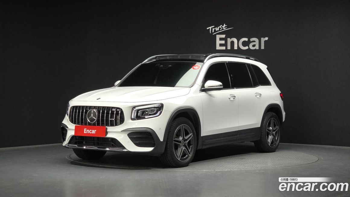 Mercedes-Benz GLB-Class 2023
