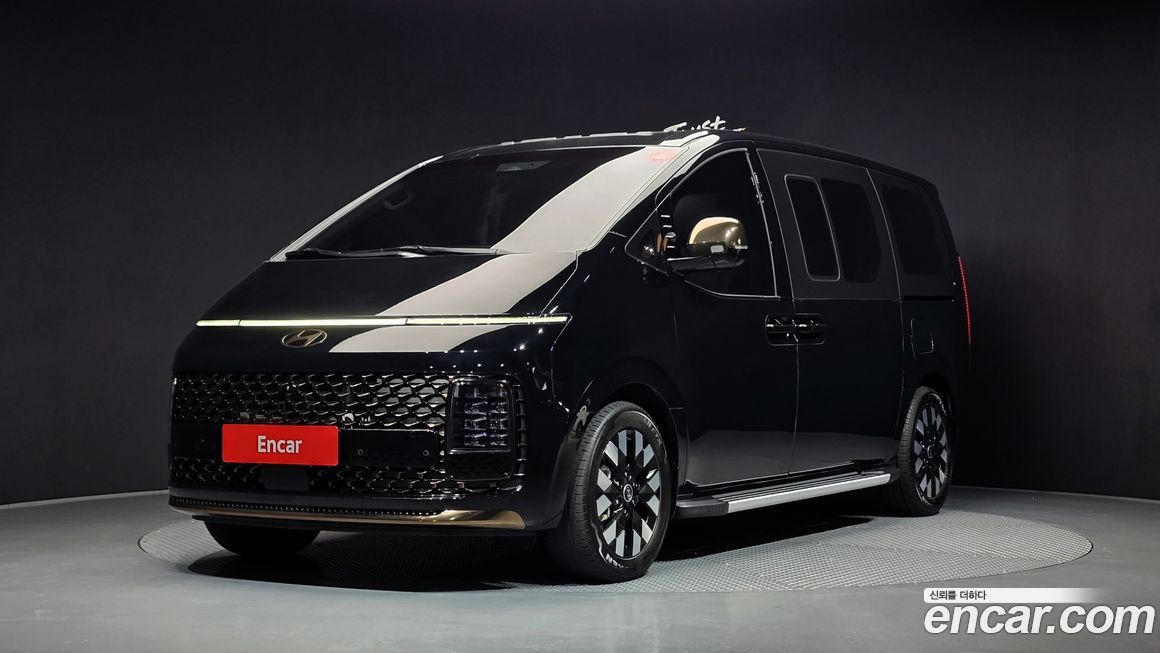 Hyundai Staria 2025