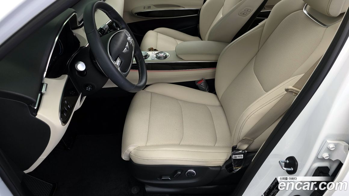 Genesis GV70 2024