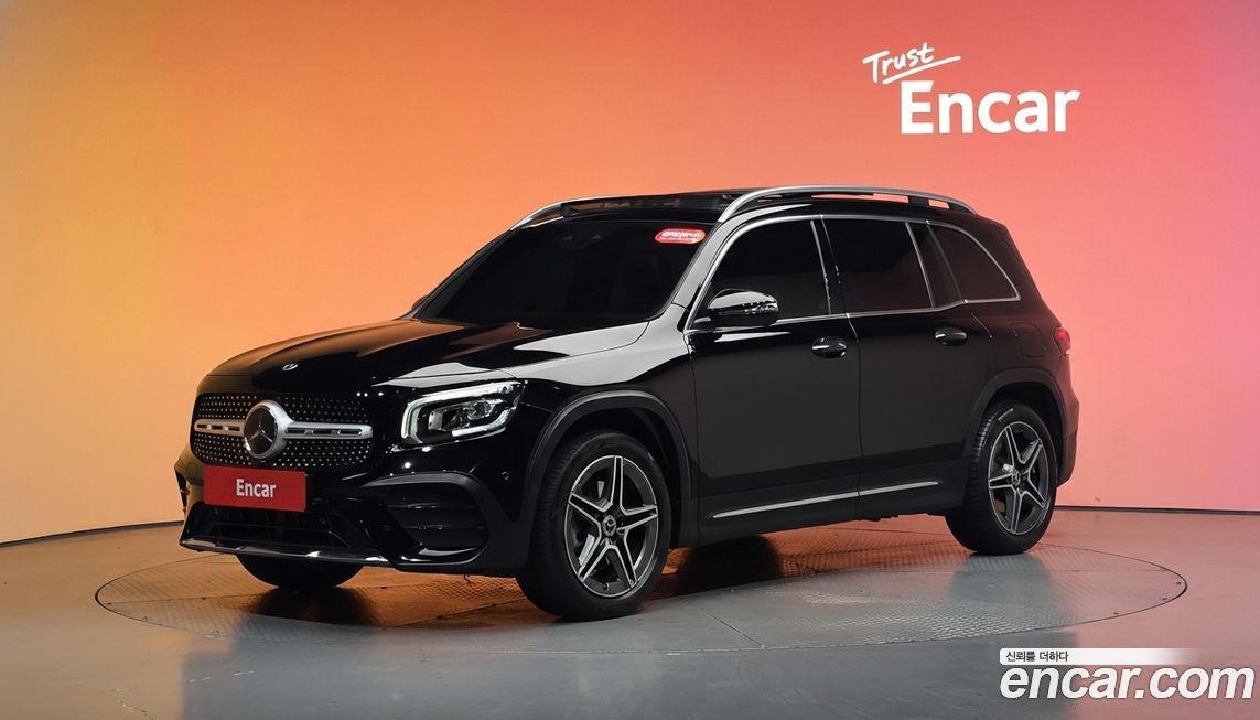 Mercedes-Benz GLB-Class 2023