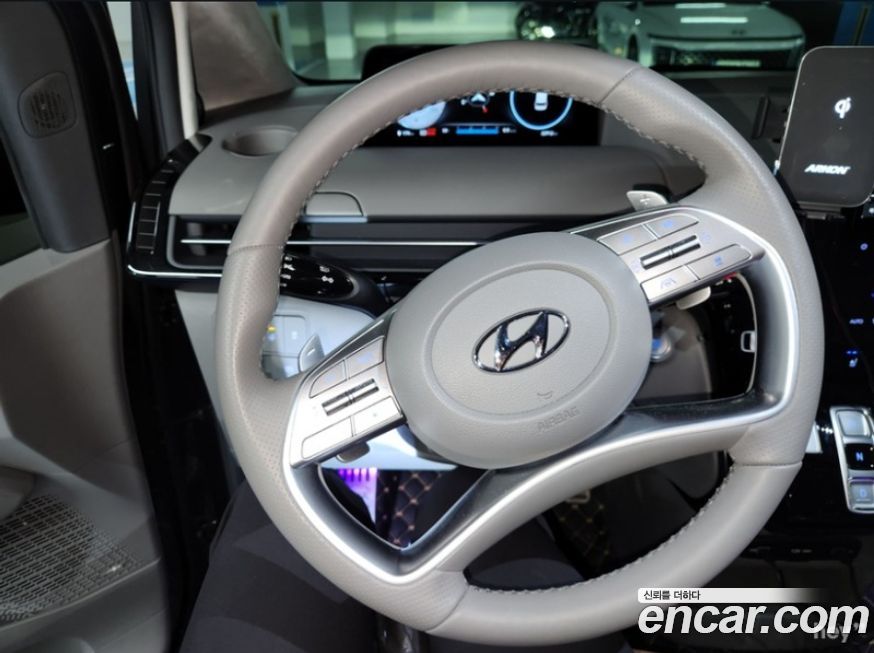 Hyundai Staria 2023