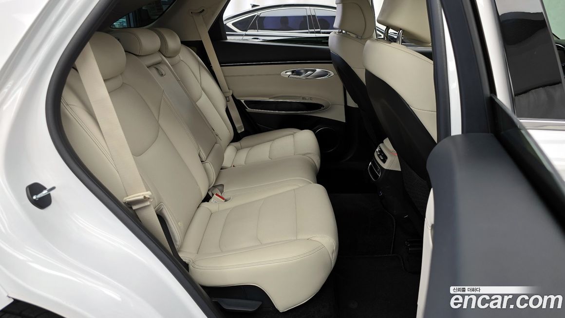 Genesis GV70 2024