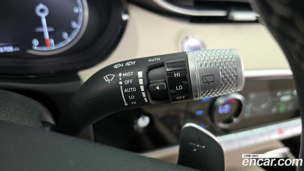 Genesis GV70 2024