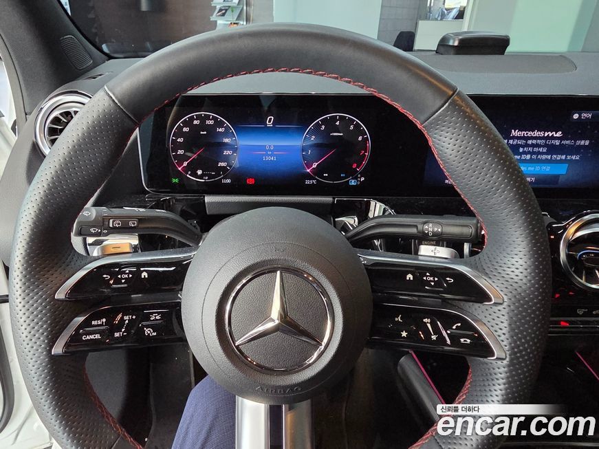 Mercedes-Benz GLA-Class 2024