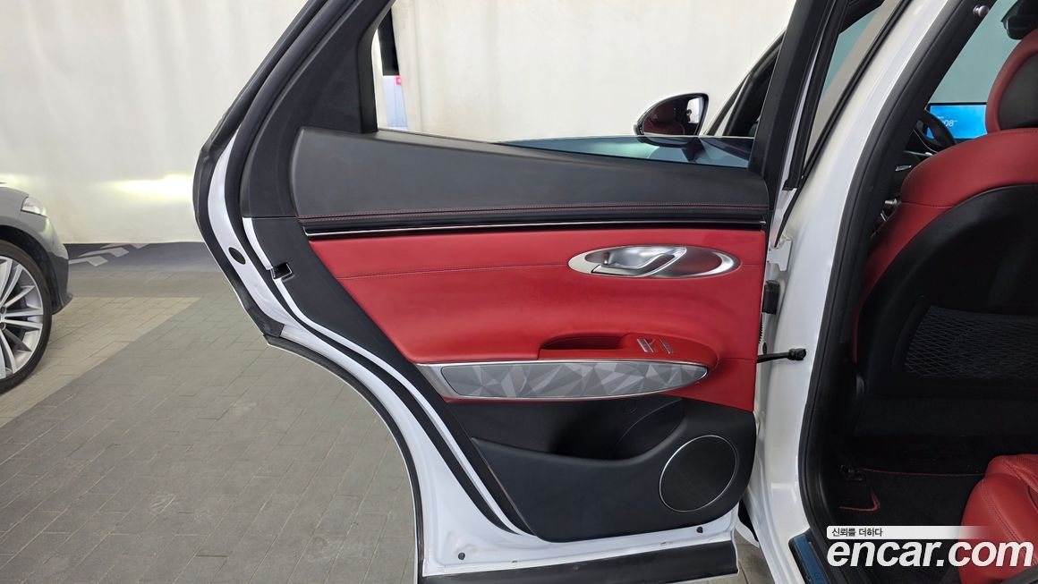 Genesis GV70 2022