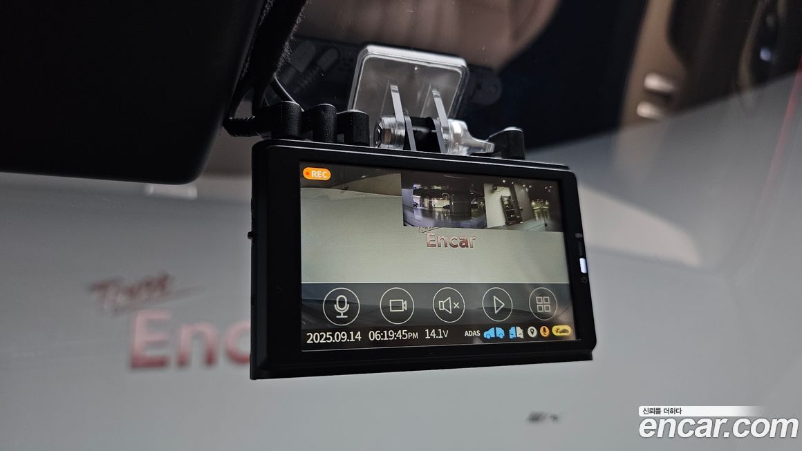 Genesis GV70 2023