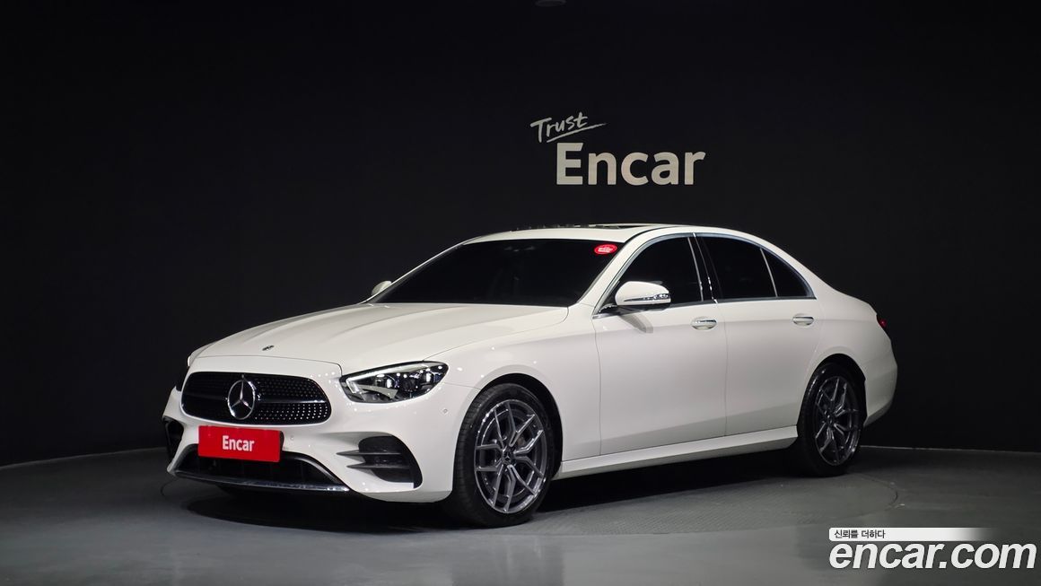 Mercedes-Benz E-Class 2022