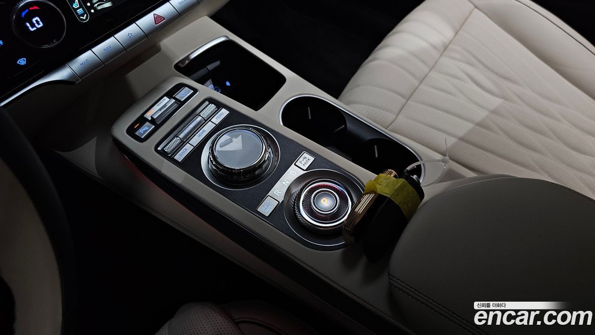 Genesis GV70 2023