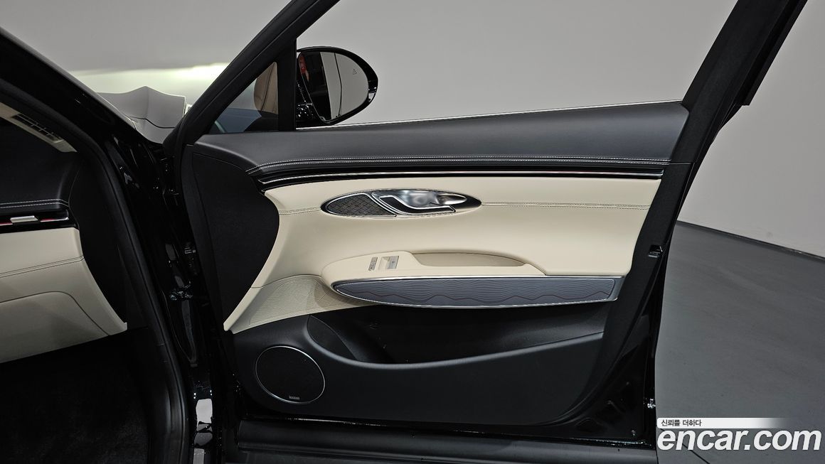 Genesis GV70 2023