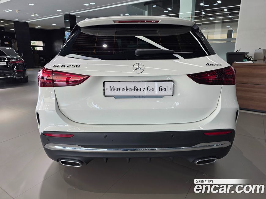 Mercedes-Benz GLA-Class 2024