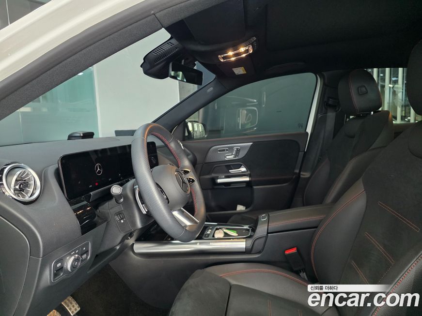 Mercedes-Benz GLA-Class 2024