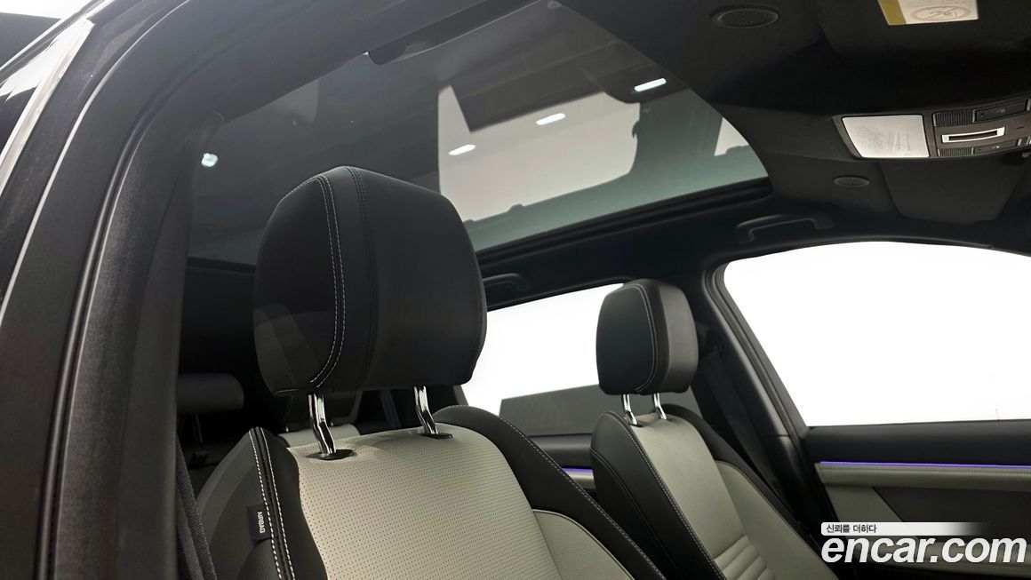 Land Rover Discovery Sport 2025