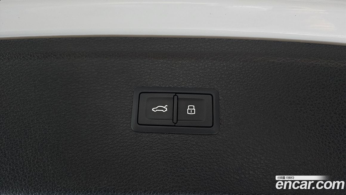 Audi SQ5 2021