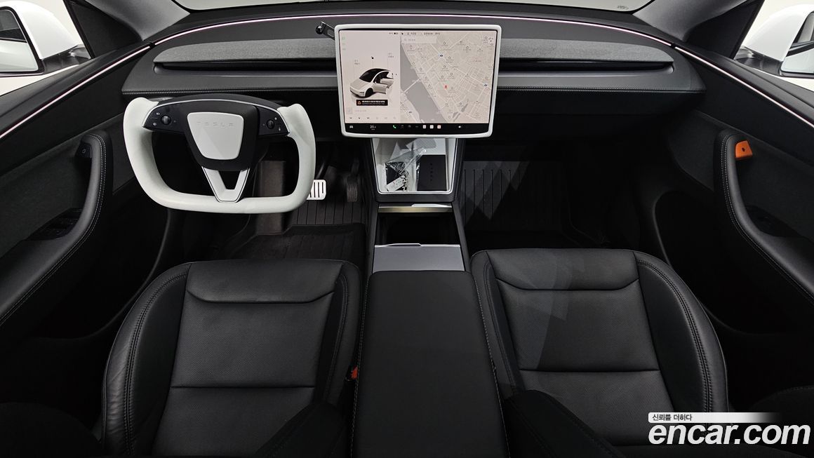 Tesla Model Y 2025