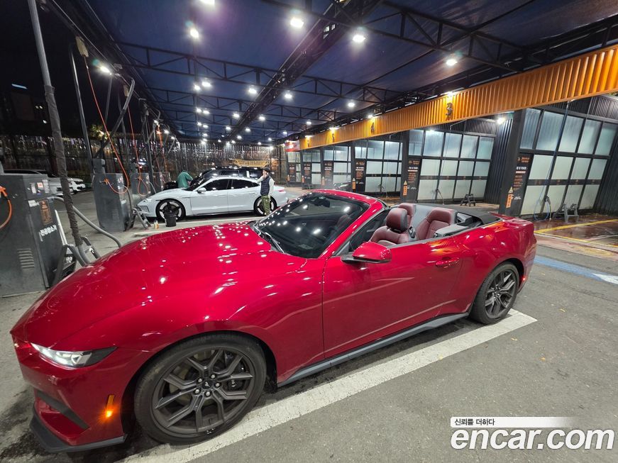 Ford Mustang 2024