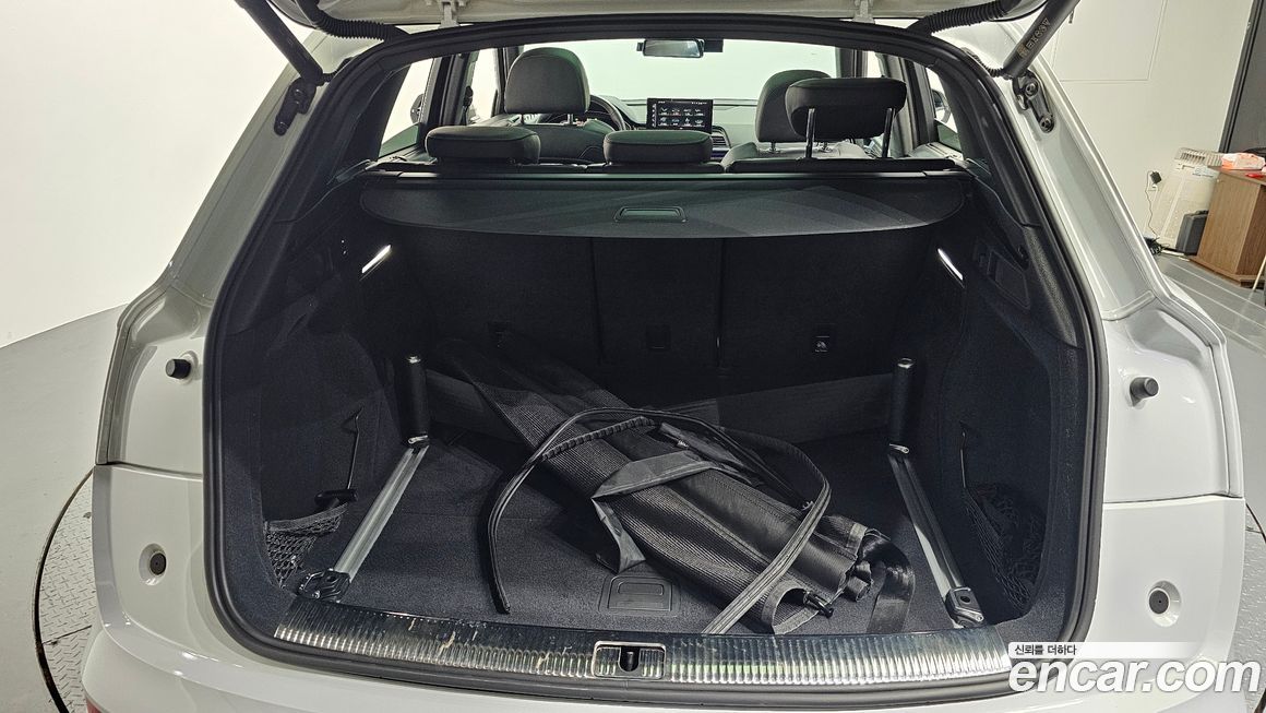 Audi SQ5 2021