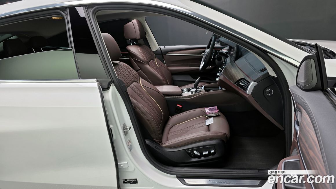 BMW Gran Turismo 2023