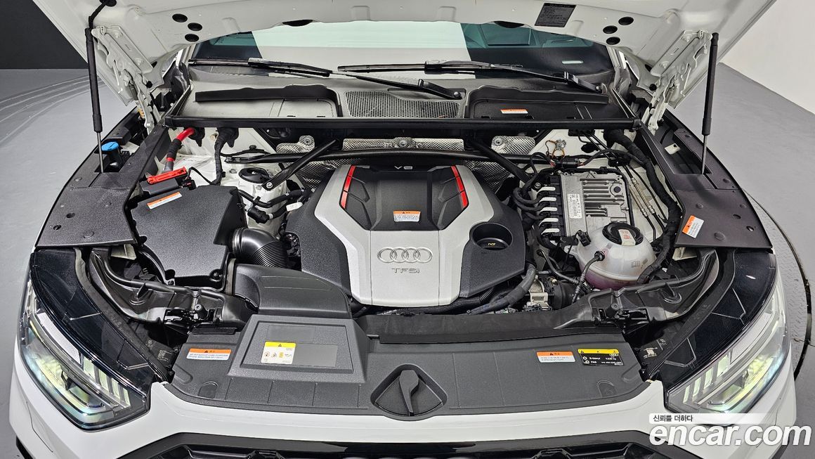 Audi SQ5 2021