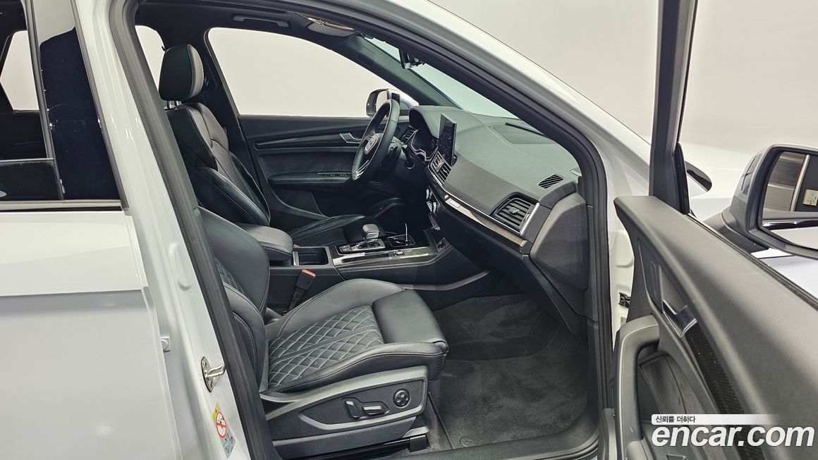 Audi SQ5 2021