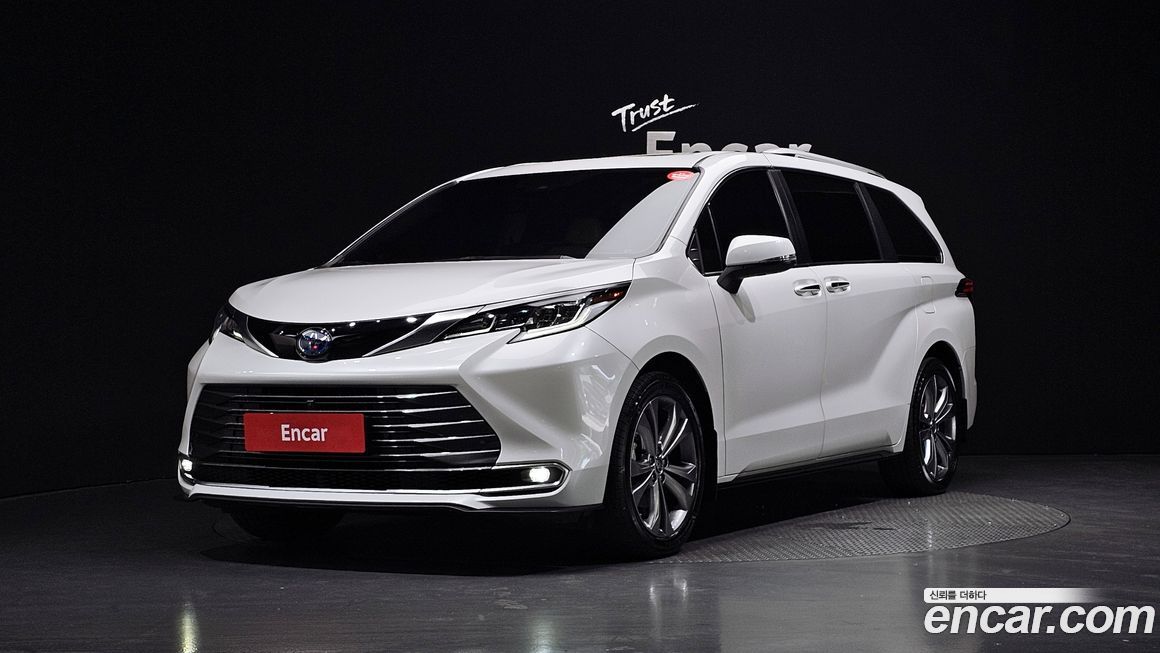 Toyota Sienna 2024