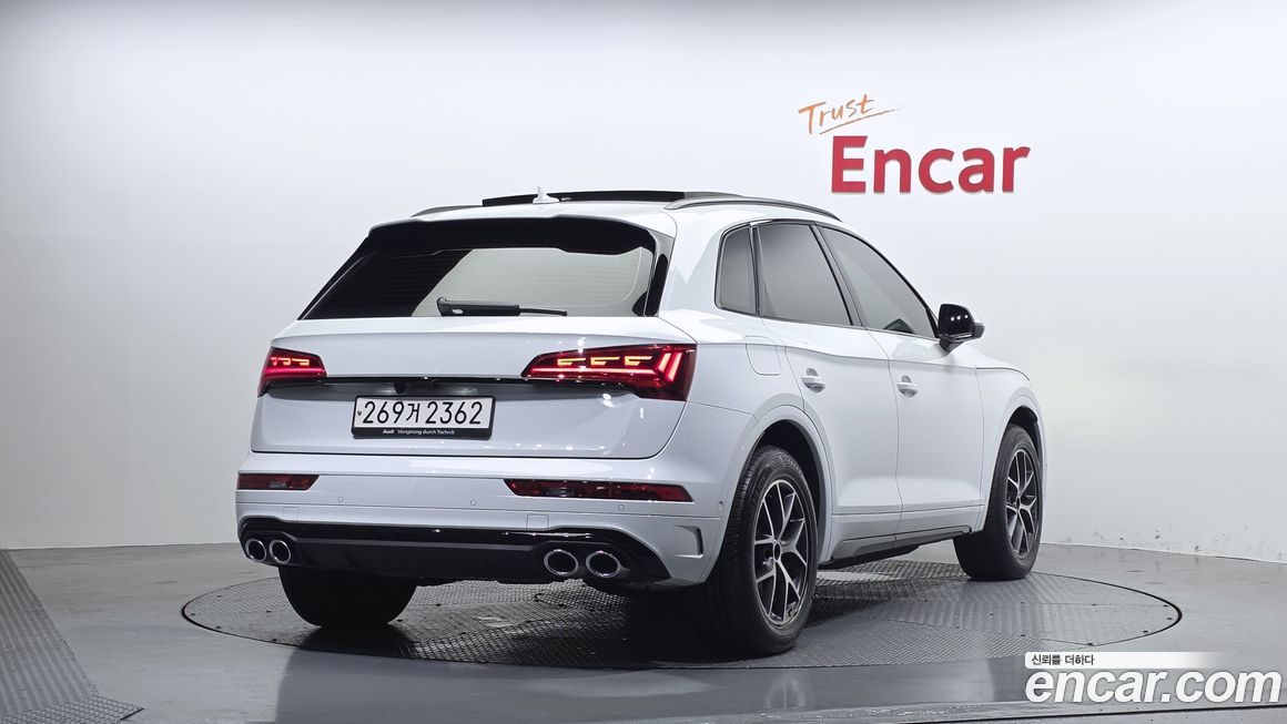 Audi SQ5 2021