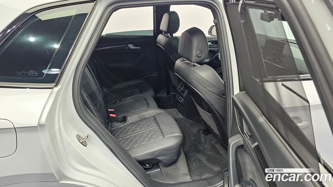 Audi SQ5 2021